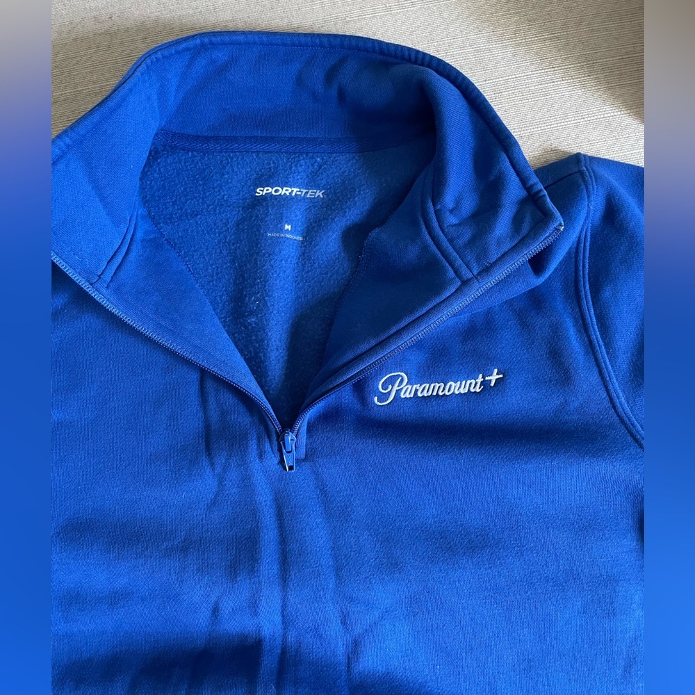 Paramount Plus Embroidered Quarter Zipper Pullove… - image 3